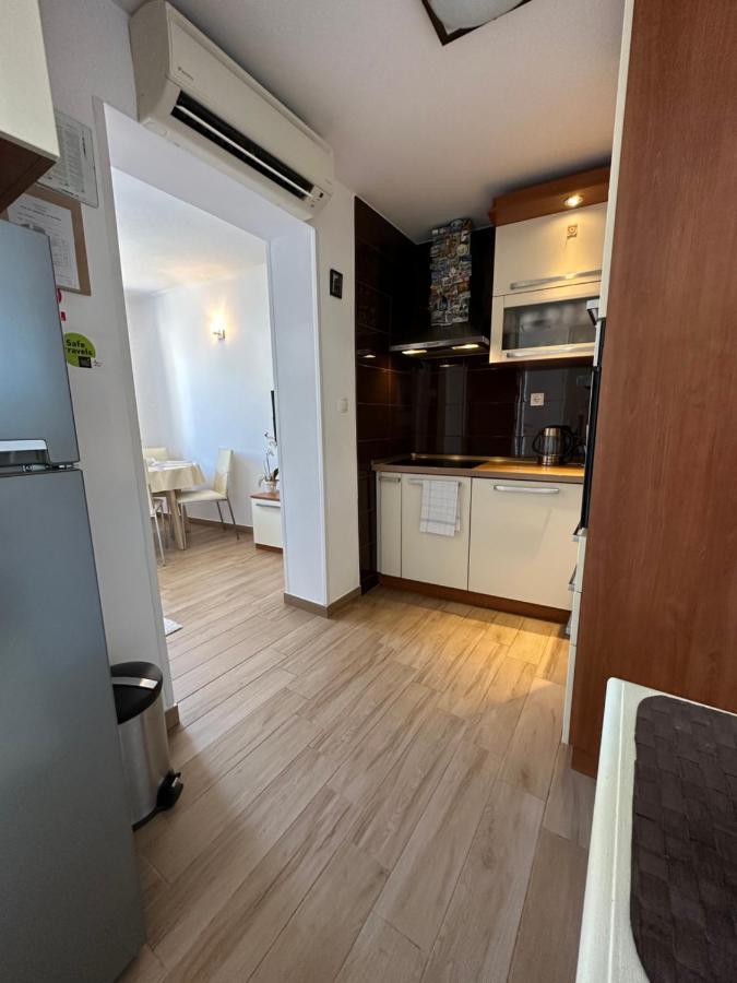 Apartment Keka Split Bagian luar foto
