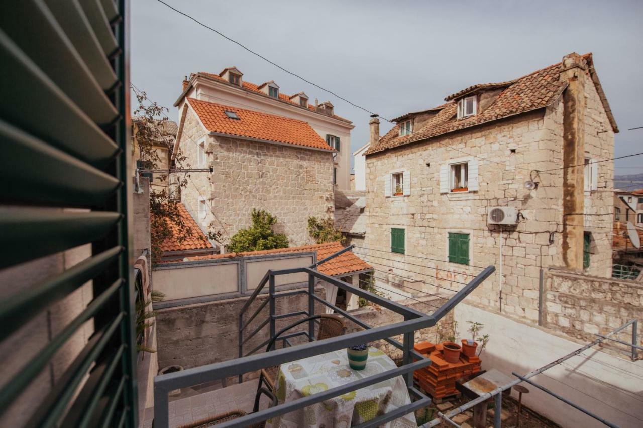 Apartment Keka Split Bagian luar foto